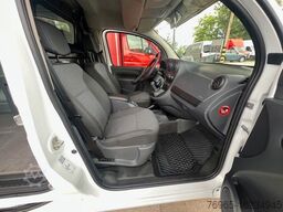 MERCEDES-BENZ Citan 109CDI EXTRALANG NAVI LKW SCHRÄNKE PDC EU6