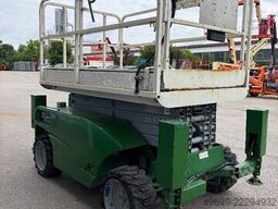 Haulotte Compact 12 DX 12m Diesel Scherenarbeitsbühne