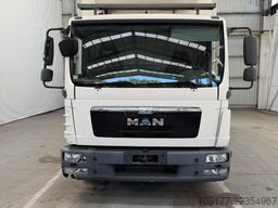 MAN TGL 10.180 Hangend Vlees / Railles de Viande / ...