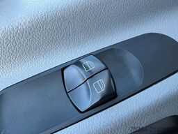 MERCEDES-BENZ Sprinter 313 Cdi 9Sitze+Rollstuhllift Klima Navi