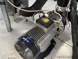 New Industrial Chiller CARRIER - 93,4 KW | With warranty
