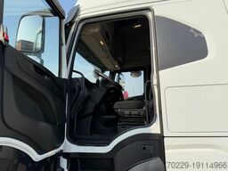 Iveco S-WAY 460