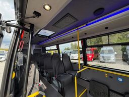 MERCEDES-BENZ Sprinter 16+27 Mittelniederflur Linien Rollstuhl