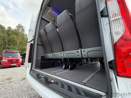 MERCEDES-BENZ Sprinter 16+27 Mittelniederflur Linien Rollstuhl