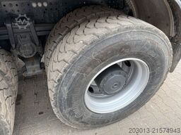 MERCEDES-BENZ AROCS 3548 8x4 Euro 6 Meiller Kipper Bordmatik