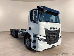 Iveco SWAY 320AD42
