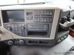 Volvo FM 330 5 car transporter KASSBOHRER, 4x2