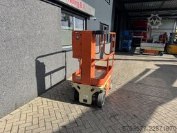 JLG 1230 ES Mast hoogwerker / Vertical Lift 5.44M Werkhoogte elektrisch 2007
