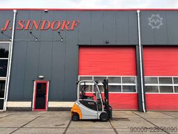 Still RX 20-20 2000kg TIPLO / Sideshift