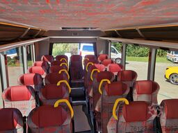 MERCEDES-BENZ 30 Sitzer Schul- Transferbus 519 Lagerfahrzeug