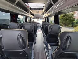 MERCEDES-BENZ 519  Allrad 4 x 4  20 / 23 Sitzer schnelle Liefe