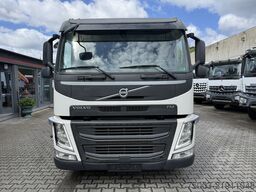 Volvo FM 330 6X2*4