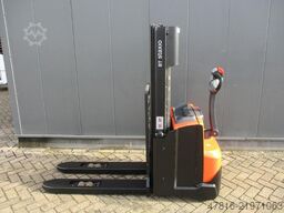 TOYOTA SWE140L