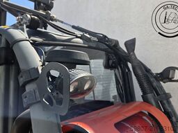 Linde H40T-02