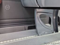 MERCEDES-BENZ Sprinter Lord Light 22 Sitzer 5 x Lagerfahrzeug