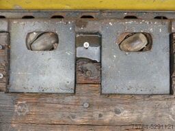 SCHWARZMÜLLER Pritsche/Roll Kran Kennis R-16 / Gelenkt