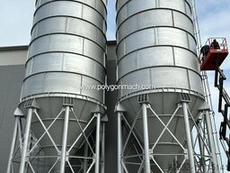 Polygonmach 300 TONS BOLTED TYPE CEMENT SILO