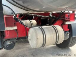 KÄSSBOHRER Bitumen 32.000L ADR FL/AT Alufelgen Liftachse