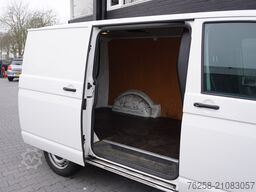 Volkswagen Transporter 2.0 TDI EURO 6 - Airco - Navi - Cru...