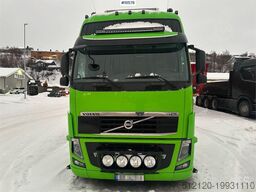 Volvo FH 16 6x2 truck.