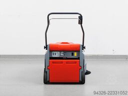 Hako Hamster 500 E - NEW BATTERIES - 2400m²/h