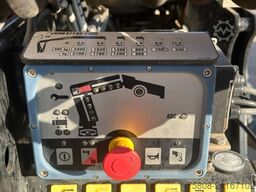 MERCEDES-BENZ Atego 1224 Kipper Kran Hiab XS 077 AHK Klima