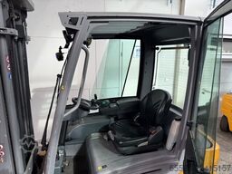 Jungheinrich EFG 320 / Kabine / 2195 Std.