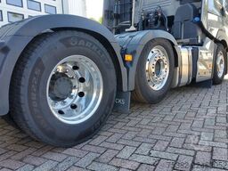 Renault T HIGH 480 6x2 - 70 TON PUSHER - LUCHTGEVEERDE ...