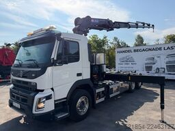Volvo FMX 450 6x2*4, Hooklift + 26t/m Crane, YM: 2018