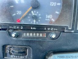Mercedes-Benz Vario 812 D manual pomp, cooler THERMOKING