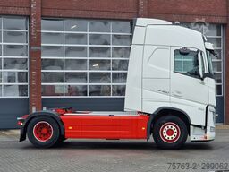 Volvo FH 13.460 Globetrotter 4x2 - I Save - Custom in...