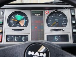 MAN Dreiseitenkipper MAN 7731 mit Kran