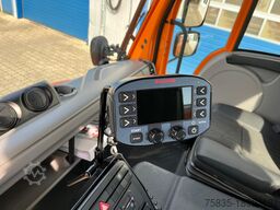 Mercedes-Benz Unimog U 427