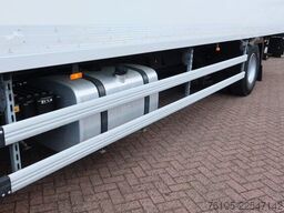 DAF LF 290 Koel/Vries Carrier + B.A.R. 2.000 kg Klep