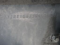 Volvo FH 460 YV2RTY0A3JB867622  FRIGO, 2X FUEL TANK, ...