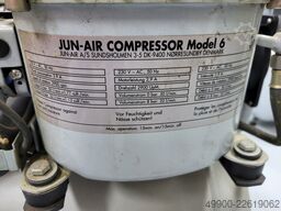Jun-Air Model 6 mobiel