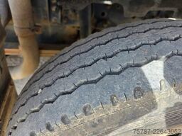 IVECO 75E15 3-S-Kippoer Meilöer mit Fassi F50 Kran