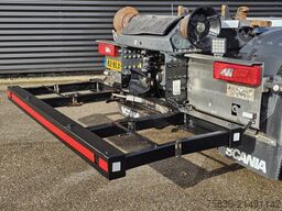 Scania P450 XT 8x4*4 / HIAB Z KRAAN + HAAKARM