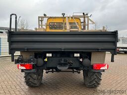 MERCEDES-BENZ Unimog U 4000 Doka / AC/ Standhzg./ AHK/ EU5