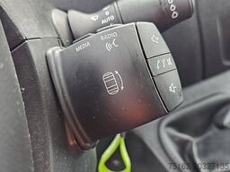 RENAULT MASTER 2.3 Bakwagen Laadklep!