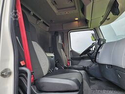 RENAULT D 210 11.9T LIFT SIDE DOOR