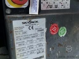 Hornuss Werkzeugmaschinen Hornuss Werkzeugmaschinen Hornuss Werkzeugmaschinen