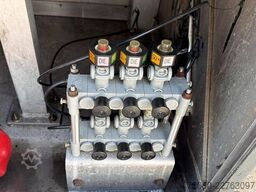 LAG A-2-20 TS (FIRE DAMAGE / TANK INTACT / 3 COMPAR...