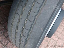 Iveco EuroCargo 120 E 250. 7 Persoons, manschappenwag...
