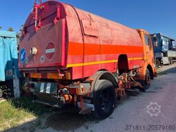 MERCEDES-BENZ MERCEDES AUTOSPAZZATRICE USATA