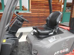 Manitou MI30D Triplex 4,7m + SS + 4.Kreis