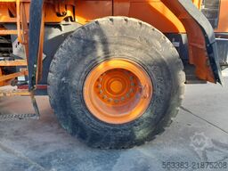 Doosan DL300