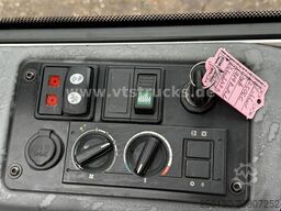 LIEBHERR L506C Schaufel/Palettengabel