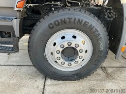 Mercedes-Benz Actros 4048 S 6x4 Tractor Head