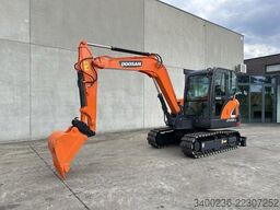 Doosan DX55-9CN